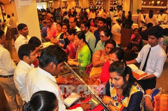 Agartala residents rush to Jewellery Showrooms buy gold on Diwali